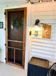 Peaceful Cottage with Beautiful views! River Access.  Newly renovated.