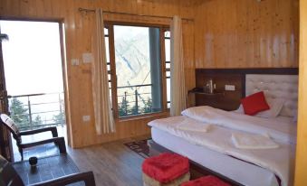 Pine Palace Homestay
