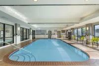 Best Western Plus Castlerock Inn  Suites - Swimmingpools
