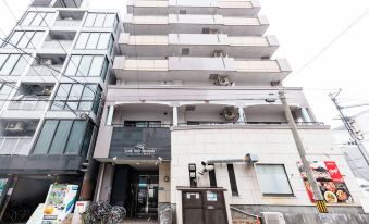 Grande Famille Shimanouchi Dotonbori Condo