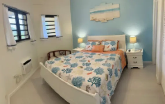 Gorgeous Beach front 2 bed 2.5 bath condo "Serenity by the Sea"