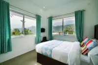 Colorful Artifacts and Modern Decor Hut Stay