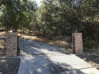 Manzanita Lake Cabin w/ great views