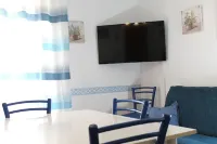 NEAR the SEA and to ALGHERO CENTER