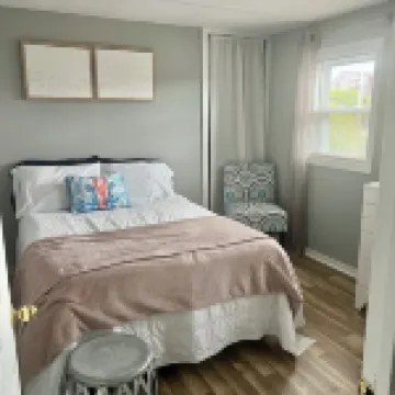 Coastal Plum Island Cottage Steps From Beach