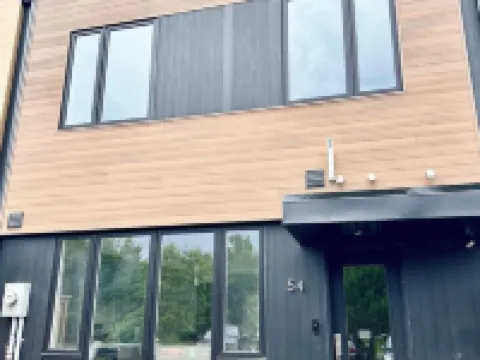 Luxury Villa 3 Bedroom Villa Located in Muskoka Bay Golf and Resort Hotels in Gravenhurst