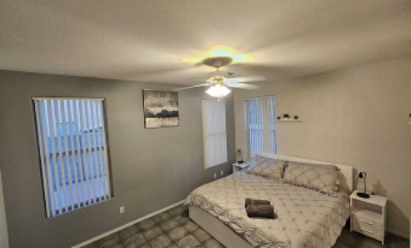 Modern House in Las Vegas Las - R 339 206 R5 D 