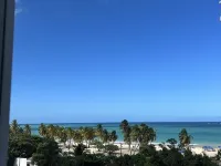Ocean view studio centrally-located Isla Verde location.
