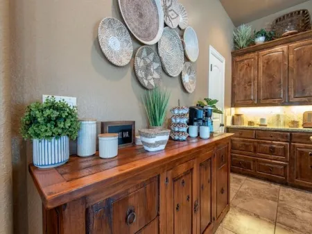 The First Place- Gorgeous 3/2 walk to Square/TWU Отели рядом с достопримечательностью «University of North Texas»