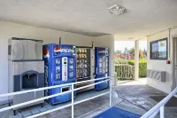 Super 8 by Wyndham Walnut Creek