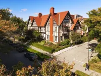 Frederick Stearns House Historic Inn - Jacuzzi