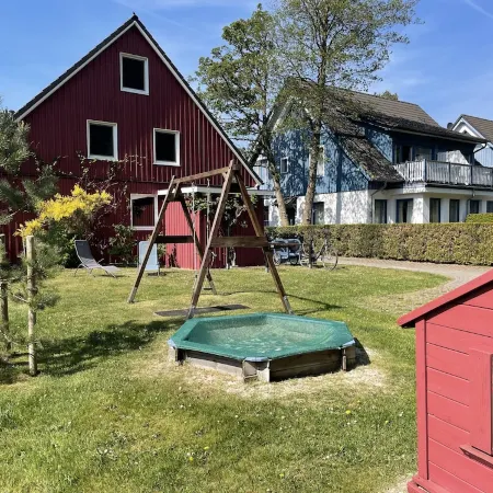 Beautiful vacation home in a top location with a large garden - for family and friends