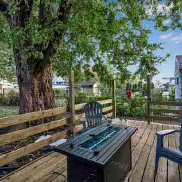 The Davey Retreat Others