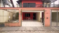 Beautiful apartment (first floor) in Perequê, 600m from the beach with air and Wi-Fi