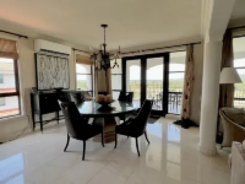Views! Views! Penthouse with Membership Golfing, Beach, Pool and 2 Carts