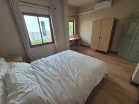 Charming 3-bedroom house with AC and WiFi in quaint Sankampang