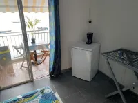 Pleasant studio with sea view
