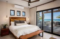 Beautiful New Beachfront home near Costa Palmas (Four Seasons) on the Eastcape