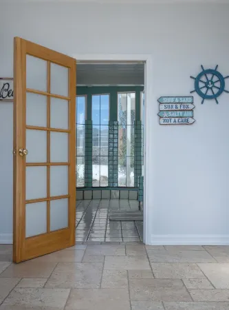 Malibu Beach House Sweeping Panoramic Views Walk 2 beach