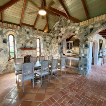 Eminence On High... Captivates The Senses, Transends The Soul