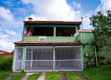 Family house, with pool views of the mountains 7 minut from the center Penedo RJ