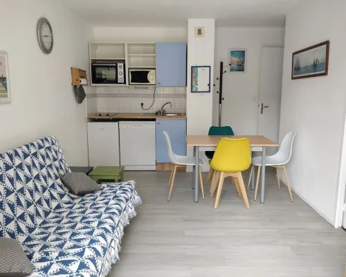 Appartement en Normandie a 50 m de la Mer, Idéal Pour les Familles Hotels in Ouistreham
