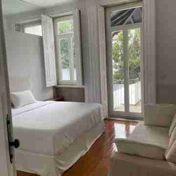 NEW - Duke's Retreat - Spacious Villa Ideal for Families in the Heart of Porto Rooms