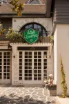 La Folie Barbizon Hotels in Bois-le-Roi