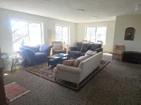 Beautiful  6 bedroom cottage  on Stony Creek and Stony Lake Hotel a Benona Township