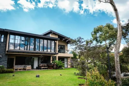 mansion palms Отели в г. Энвигадо