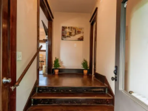 Mountain Views Newly Renovated Home Hotels in Ogden