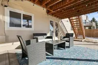 The Dwelling Place-Spacious•2BR•Fireplace•Big TV•Private Lower Level•Two Parks