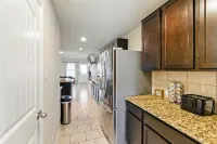 Gorgeous 5-Bedroom Home in Schertz, San Antonio, New Braunfels