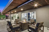 MODERN HOME WITH GYM, SAUNA, POOL AND GAME ROOM