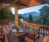 Private villa with private pool and amazing view in an unspoilt environment Hotels in Geropotamos