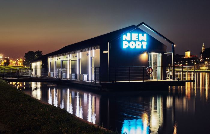 New Port Hotel
