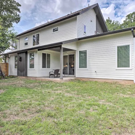 Gorgeous Georgetown Home, Walk to the Square!
