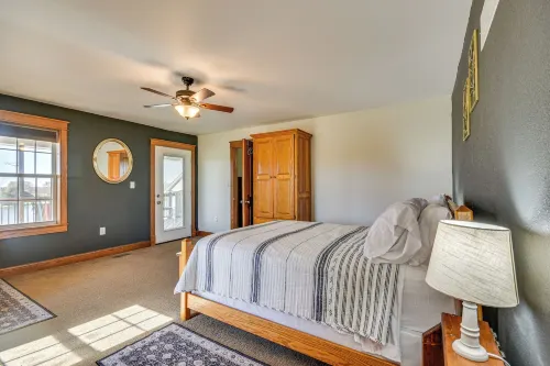 Pond Access & Fishing: 'Cedar Lodge' in Versailles - 2-Star