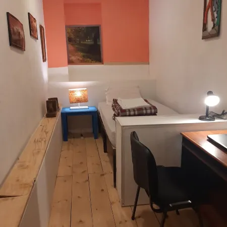 Karuss Hostel