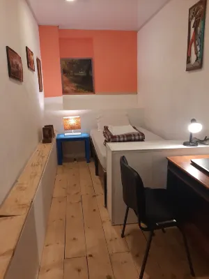 Karuss Hostel Hotels in 