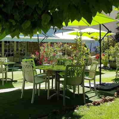 Le Lion d Or Hotel Exterior