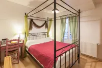 Logis Auberge la Cremaillere Hotels in Bommes