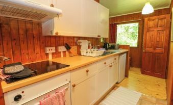Lodge 2 - "Rowan"