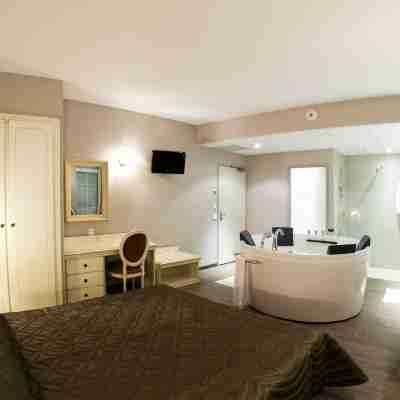 Logis Hôtel les Minotiers Rooms