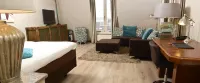 Augusta Hotel Hotels in Wijk aan Zee