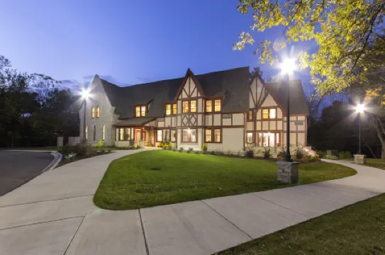 The Inn at Shattuck - St. Mary's