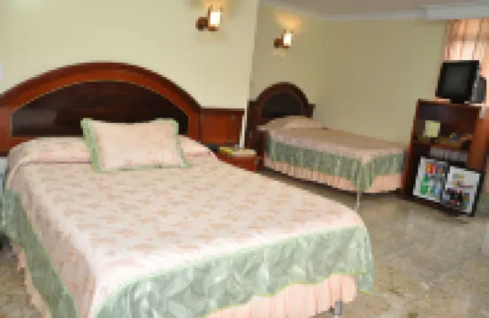 Hotel El Caimito - 2-Star