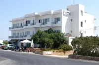 Hostal Illes Pitiüses Hotels in Es Pujols