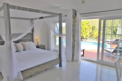 Marigot Palms Luxury Guesthouse Hotels near Eudovic's Art Studio