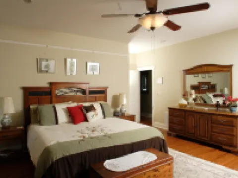 Seven Oaks Inn Bed and Breakfast Hotels in High Point